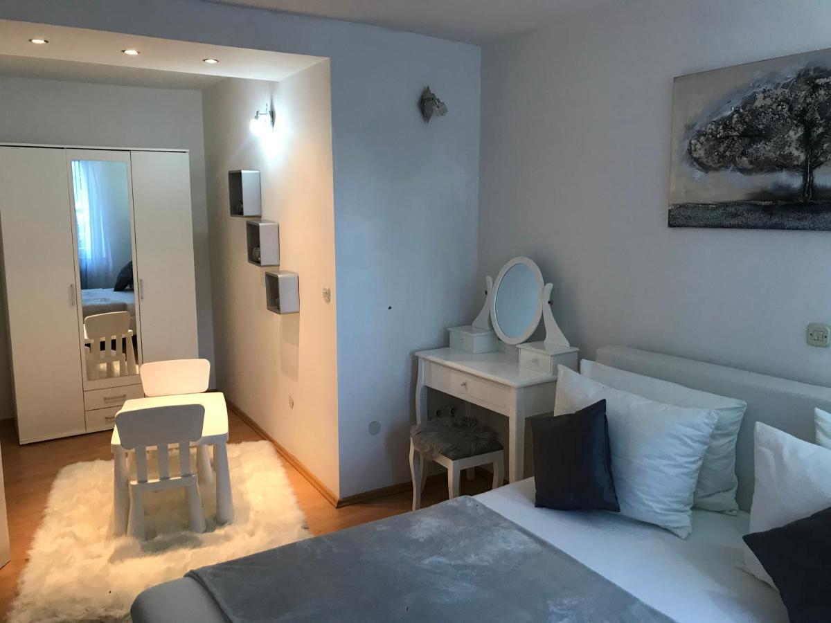 شقة House Niko Kaštela المظهر الخارجي الصورة