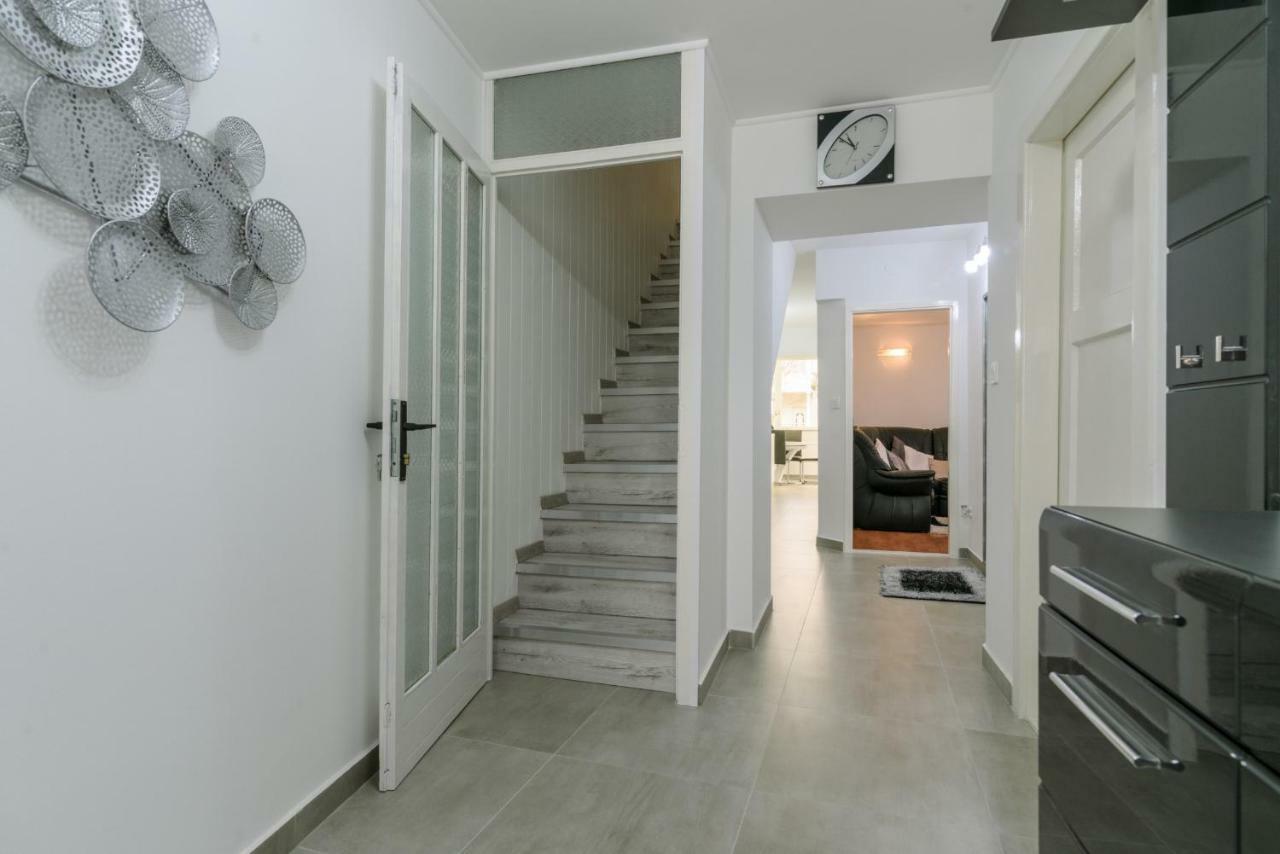 شقة House Niko Kaštela المظهر الخارجي الصورة